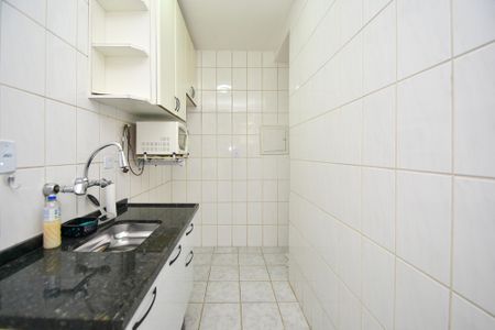Apartamento para alugar com 75m², 2 quartos e sem vagacozinha