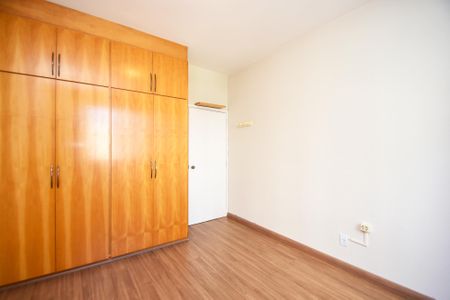 Apartamento para alugar com 75m², 2 quartos e sem vagaquarto 1