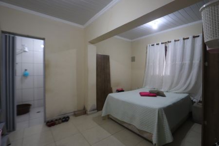 Casa à venda com 320m², 4 quartos e 4 vagasSuíte - Casa 1