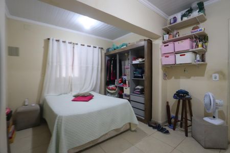 Casa à venda com 320m², 4 quartos e 4 vagasSuíte - Casa 1