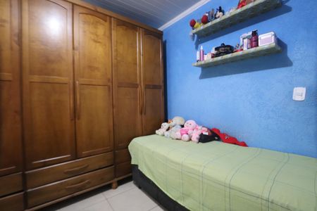 Casa à venda com 320m², 4 quartos e 4 vagasQuarto 2 - Casa 1
