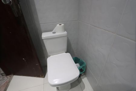 Casa à venda com 320m², 4 quartos e 4 vagasBanheiro - Casa 2