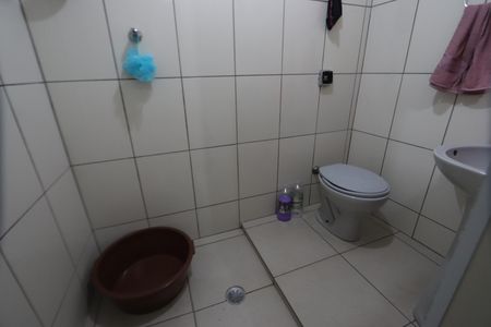 Casa à venda com 320m², 4 quartos e 4 vagasBanheiro da Suíte - Casa 1