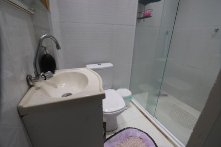 Casa à venda com 320m², 4 quartos e 4 vagasBanheiro de Baixo - Casa 2