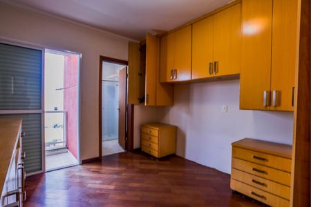 Apartamento à venda com 102m², 3 quartos e 2 vagas Apartamento à venda com 102m², 3 quartos e 2 vagasQuarto Suíte
