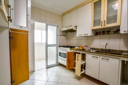 Apartamento à venda com 102m², 3 quartos e 2 vagas Apartamento à venda com 102m², 3 quartos e 2 vagasCozinha