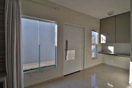 Sala de casa para alugar com 3 quartos, 196m² em Brasil, Uberlândia