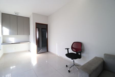 Sala de casa para alugar com 3 quartos, 196m² em Brasil, Uberlândia