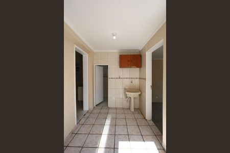 Casa para alugar com 55m², 3 quartos e 1 vagaÁrea de Serviço