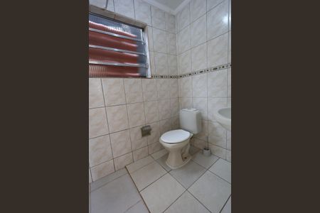 Casa para alugar com 55m², 3 quartos e 1 vagaBanheiro