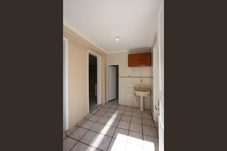 Casa para alugar com 55m², 3 quartos e 1 vagaÁrea de Serviço