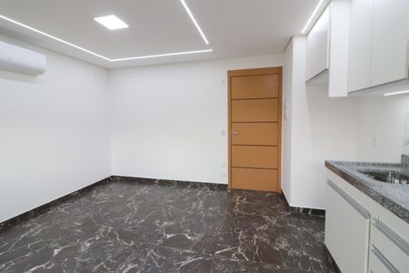 Apartamento para alugar com 25m², 1 quarto e 1 vagaSala/Cozinha