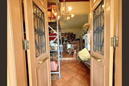 Casa à venda com 398m², 3 quartos e 4 vagasQuarto da bagunça