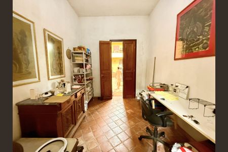 Casa à venda com 398m², 3 quartos e 4 vagasQuarto