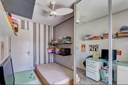 Casa de condomínio à venda com 180m², 3 quartos e 3 vagasQuarto 