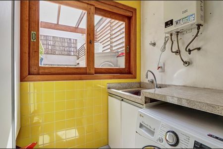 Casa de condomínio à venda com 180m², 3 quartos e 3 vagasCozinha
