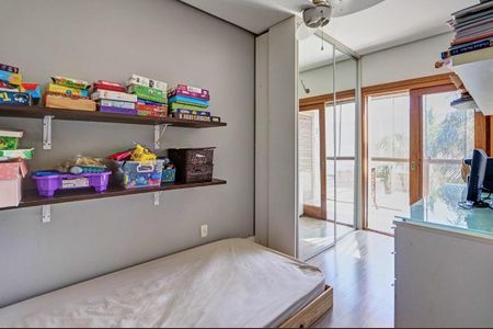 Casa de condomínio à venda com 180m², 3 quartos e 3 vagasQuarto 