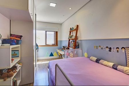 Casa de condomínio à venda com 180m², 3 quartos e 3 vagasQuarto 