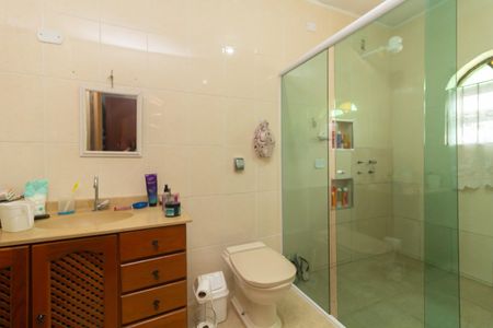 Casa à venda com 300m², 3 quartos e 3 vagas Casa à venda com 300m², 3 quartos e 3 vagasBanheiro da Suíte