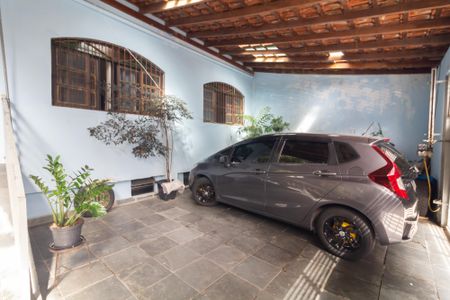 Garagem de casa à venda com 3 quartos, 300m² em Jardim Pedro José Nunes, São Paulo