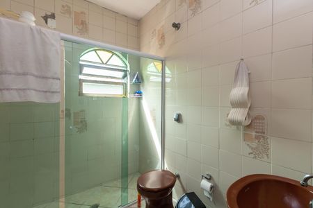 Casa à venda com 300m², 3 quartos e 3 vagas Casa à venda com 300m², 3 quartos e 3 vagasBanheiro 3