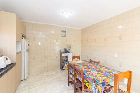 Casa à venda com 300m², 3 quartos e 3 vagas Casa à venda com 300m², 3 quartos e 3 vagasCozinha