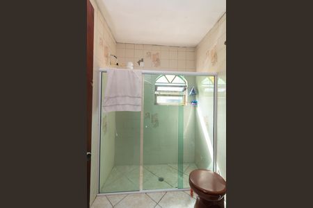 Casa à venda com 300m², 3 quartos e 3 vagas Casa à venda com 300m², 3 quartos e 3 vagasBanheiro 3