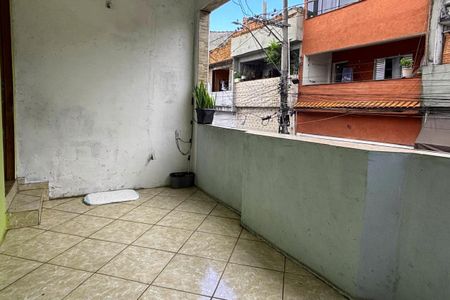 Casa à venda com 76m², 3 quartos e 2 vagasVaranda dos Quartos 