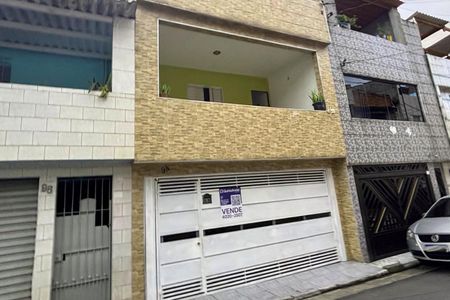 Casa à venda com 76m², 3 quartos e 2 vagasFachada 
