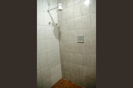Casa à venda com 76m², 3 quartos e 2 vagasBanheiro da cozinha 