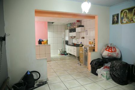 Casa à venda com 76m², 3 quartos e 2 vagasÁrea de convivência 