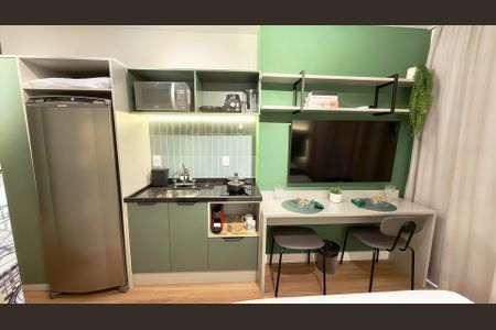 Cozinha de apartamento à venda com 1 quarto, 21m² em Pompeia, São Paulo