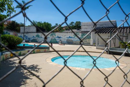 Apartamento à venda com 57m², 2 quartos e 1 vagaÁrea comum - Piscina