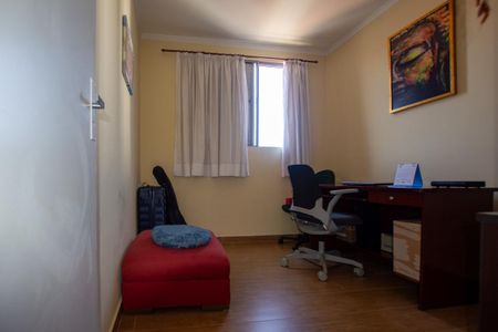 Apartamento à venda com 57m², 2 quartos e 1 vagaQuarto 2