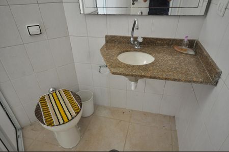 Casa à venda com 510m², 4 quartos e 6 vagasBanheiro de serviço