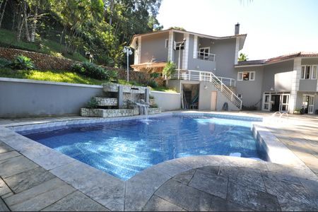 Casa à venda com 510m², 4 quartos e 6 vagasPiscina