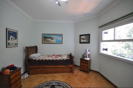 Casa à venda com 510m², 4 quartos e 6 vagasSuíte 3