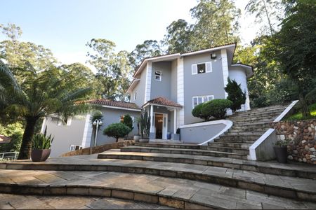 Casa à venda com 510m², 4 quartos e 6 vagasAspecto geral do imóvel