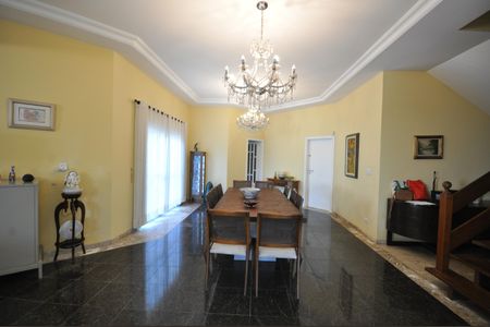 Casa à venda com 510m², 4 quartos e 6 vagasSala de Jantar
