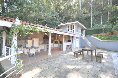 Casa à venda com 510m², 4 quartos e 6 vagasChurrasqueira