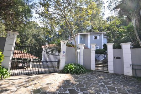 Fachada de casa à venda com 4 quartos, 510m² em Sítio Barrocada, São Paulo