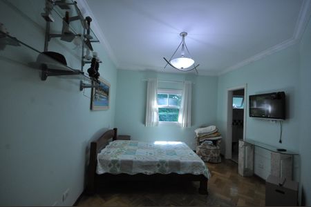 Casa à venda com 510m², 4 quartos e 6 vagasSuíte 4