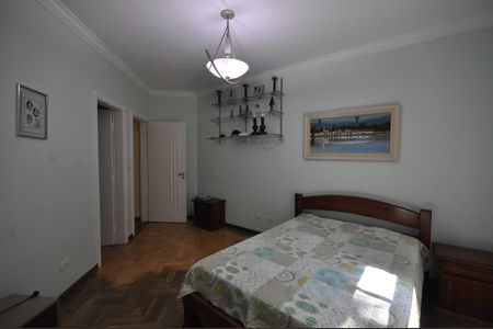 Casa à venda com 510m², 4 quartos e 6 vagasSuíte 4