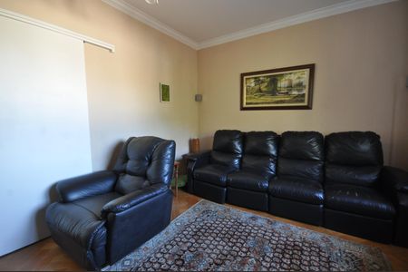 Casa à venda com 510m², 4 quartos e 6 vagasSala de TV