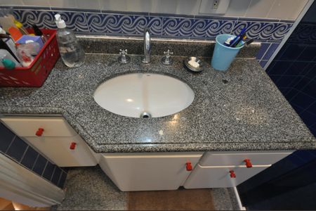 Casa à venda com 510m², 4 quartos e 6 vagasBanheiro da Suíte 2