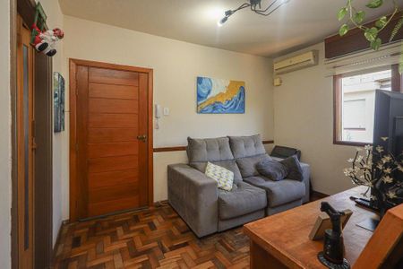 Sala de apartamento para alugar com 2 quartos, 49m² em Santo Antônio, Porto Alegre