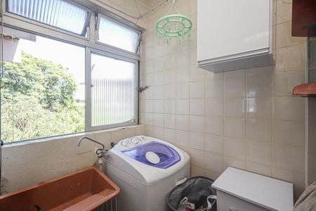 Área de serviço de apartamento para alugar com 2 quartos, 49m² em Santo Antônio, Porto Alegre