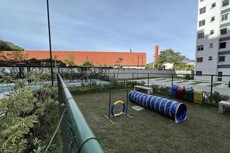 Apartamento à venda com 39m², 2 quartos e sem vagaÁrea externa