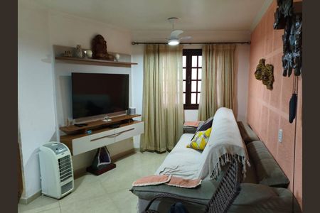 Casa à venda com 3 quartos, 180m² em Anil, Rio de Janeiro