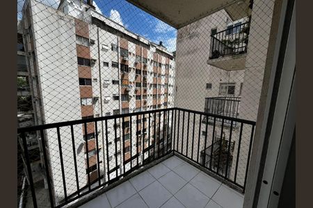 Apartamento à venda com 65m², 2 quartos e 1 vaga